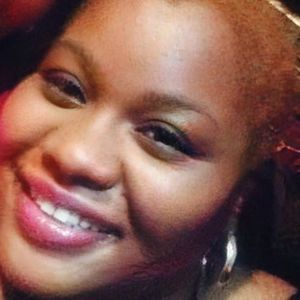 Meet your Posher, Alisa